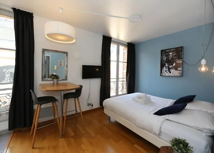 405 - Sejour Romantique Dans Un De 5 Appartement *