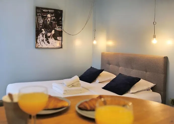 405 - Sejour Romantique Dans Un De 5 Appartement Paris