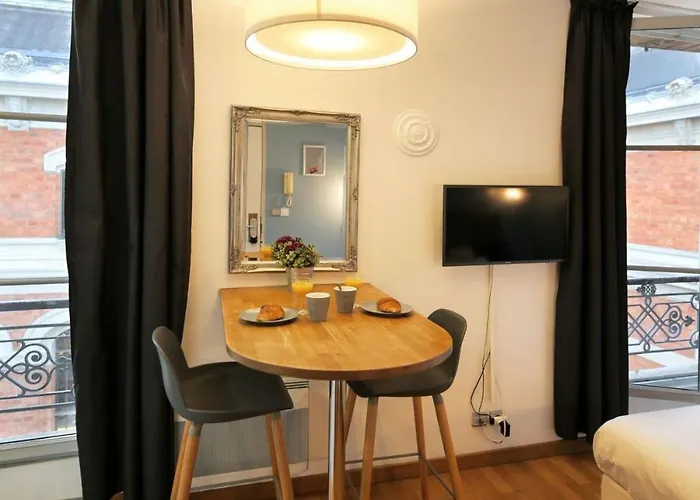 Daire 405 - Sejour Romantique Dans Un De 5 *